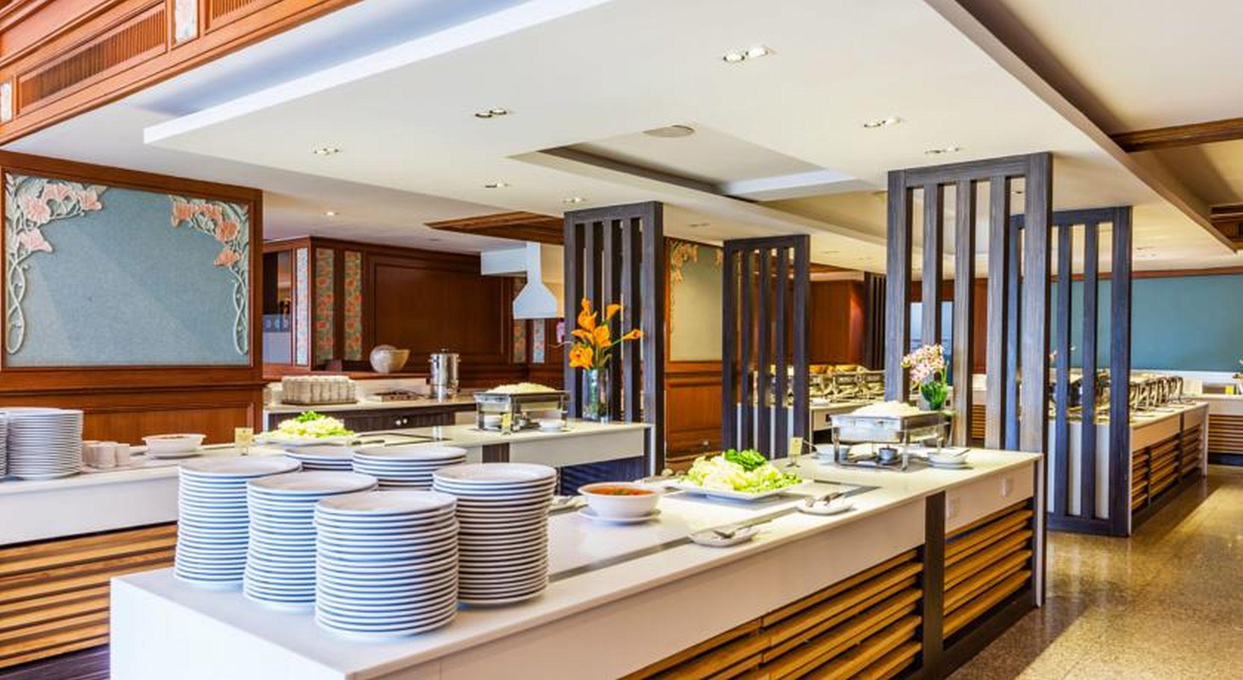 كولتشان باتايا بيتش ريزورت المظهر الخارجي الصورة The buffet at the hotel