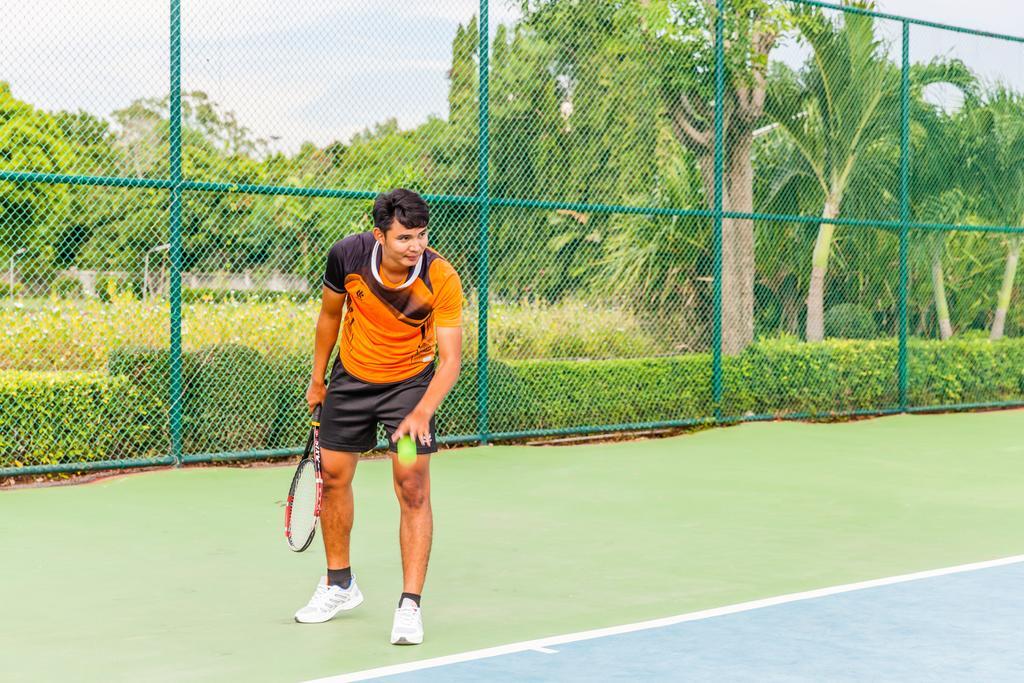 كولتشان باتايا بيتش ريزورت المظهر الخارجي الصورة Tennis