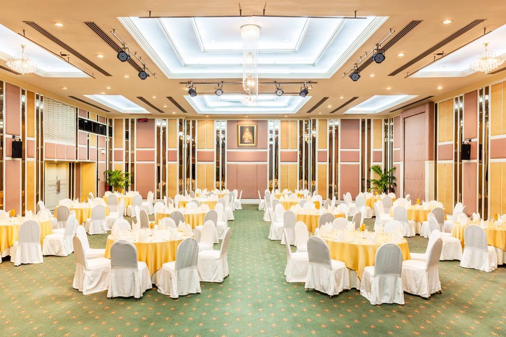 كولتشان باتايا بيتش ريزورت المظهر الخارجي الصورة The ballroom of the hotel